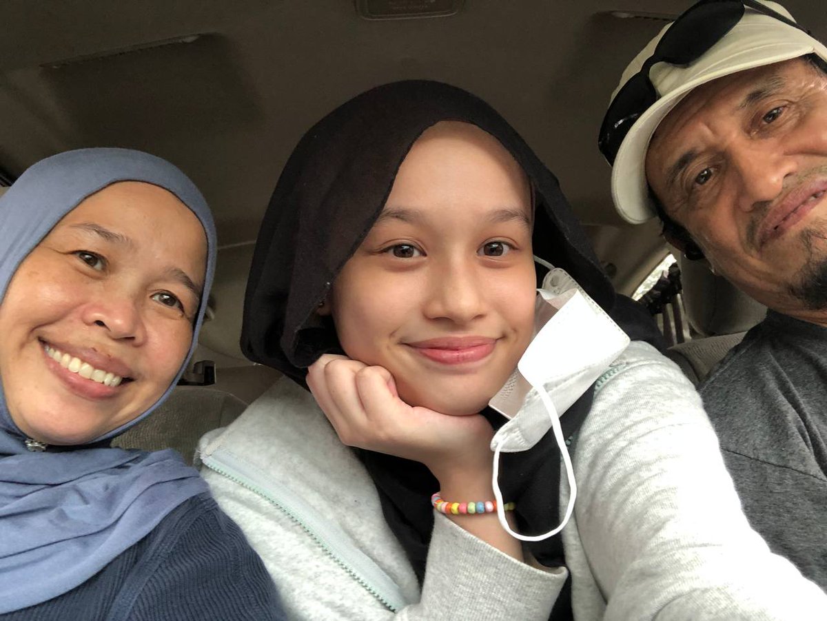iamfuzy's tweet photo. Alhqmdulillah..my baby girl #cikapplepie done 2nd dose semakam tapi hari ni tak sihat https://t.co/4yjMXgdZPo