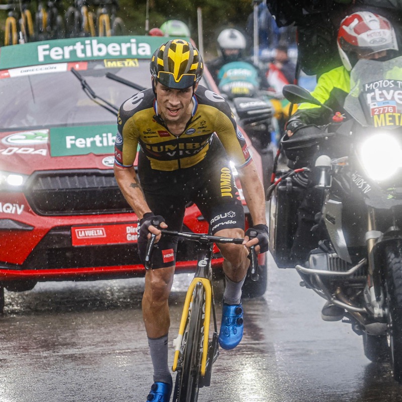 vismaleaseabike's tweet photo. Hip hip hurray🥳 Vse najboljše @rogla!🍻