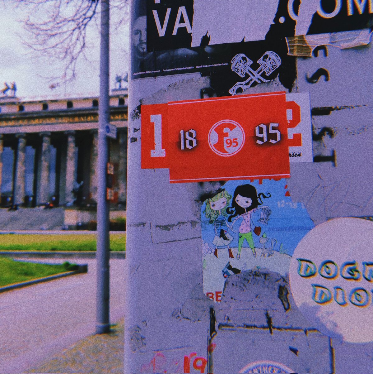 TJMPodcast's tweet photo. Fortuna Düsseldorf 🇩🇪

#stickerspotting https://t.co/9uKKsjObVW