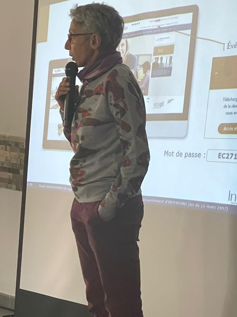 CROEC_Paca's tweet photo. La dernière journée pour les stagiaires 3ème année, organisée par l’#ARFEC, s’est déroulée hier à Trets, en présence de @WeizmanC et @RomainFROMENT3
L’occasion pour eux d’échanger avec leurs futurs confrères et d’écouter les derniers conseils avant l’épreuve du DEC 🎓 https://t.co/f5Utp8pAdw