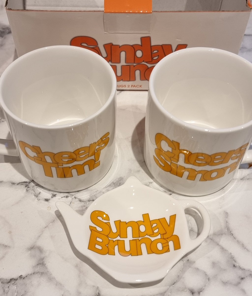 stujacques's tweet photo. Our Sunday Brunch mugs for su2c have arrived. #cheerstim #cheerssimon #sundaybrunch #su2c #cruk @timlovejoy @simonrim @SundayBrunchC4 @fizzy0309 https://t.co/x3VrD41cI3