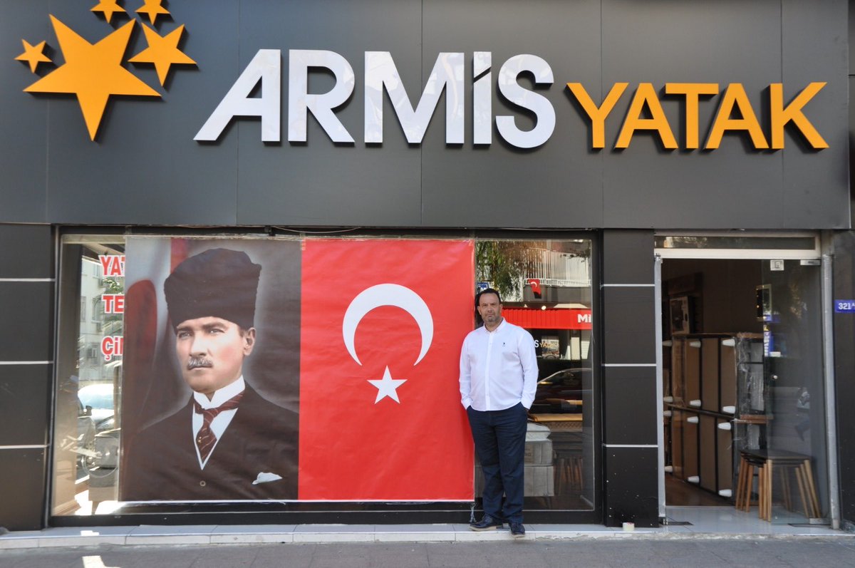 dalgak_ran's tweet image. Cumhuriyet Onur&apos;umuzdur..
Cumhuriyet Şeref&apos;imizdir..
Cumhuriyet bizim yaşamımızdır .! 

Türkiye Cumhuriyeti&apos;nin kurucusu Mustafa Kemal Atatürk&apos;ü ve silah arkadaşlarını saygı, rahmet, şükran ve minnetle anıyoruz..
Cumhuriyet Bayramımız kutlu olsun...