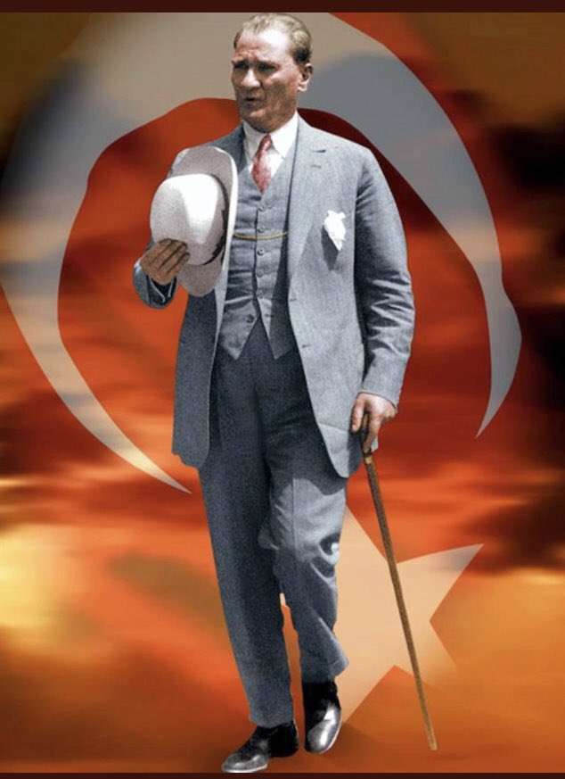 Cumhuriyet bu milletin şerefidir...
Şerefli Türk Milletinin Cumhuriyet'i Kutlu Olsun....
#cumhuriyetbayramı