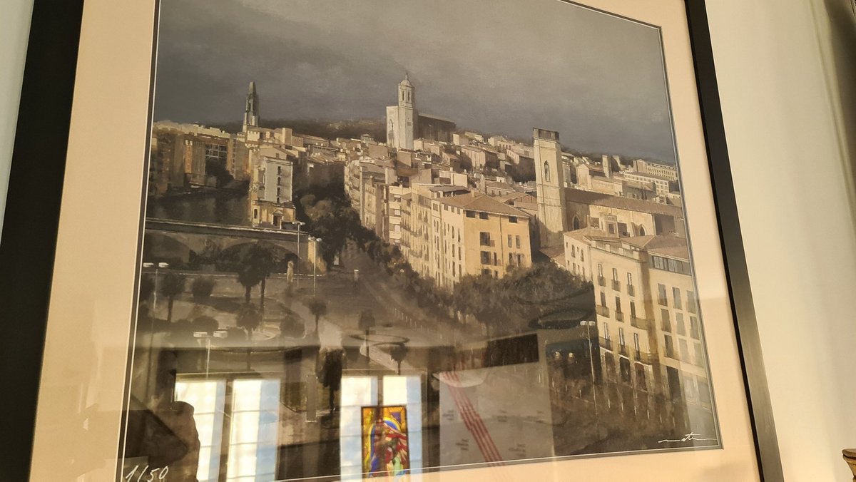 Bona diada de Sant Narcís, patró de Girona. Bones Fires a tothom! Al cor d'Europa, Girona m'és present de manera quotidiana. Avui, amb un record molt especial...