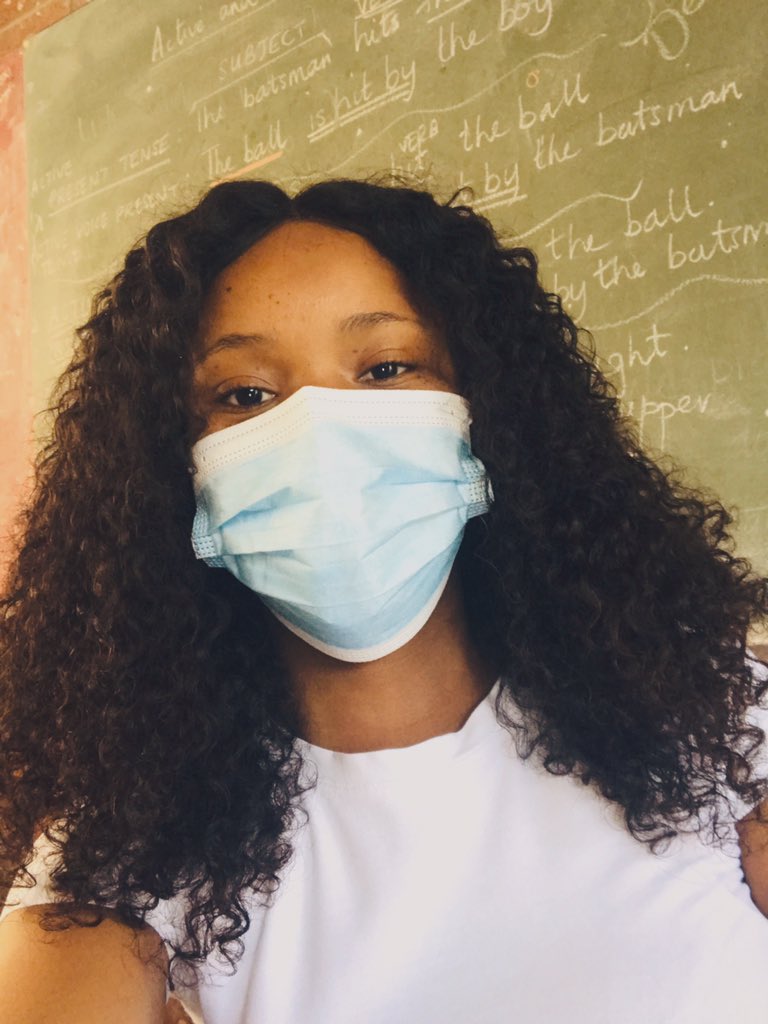 Nkule_Radebe1's tweet photo. The most difficult thing I ever have to do is wake up everyday, wear a smile and go VOLUNTEERING as an EDUCATOR. It’s more difficult when the payday comes and every1 is excited about what they’re planning to do after work. I sit there with Hope that one day I’ll have such plans. https://t.co/7A1mrDJ5r7