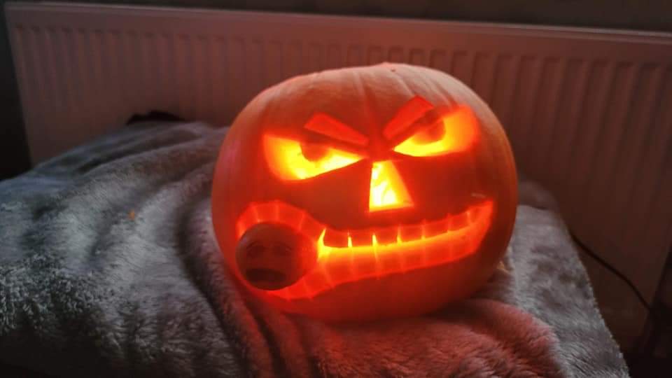 debbiecharles71's tweet photo. @thismorning our pumpkin 🎃 Debbie from Rotherham https://t.co/v8pynyGeSI