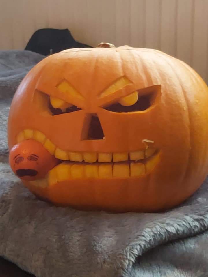 debbiecharles71's tweet photo. @thismorning our pumpkin 🎃 Debbie from Rotherham https://t.co/v8pynyGeSI