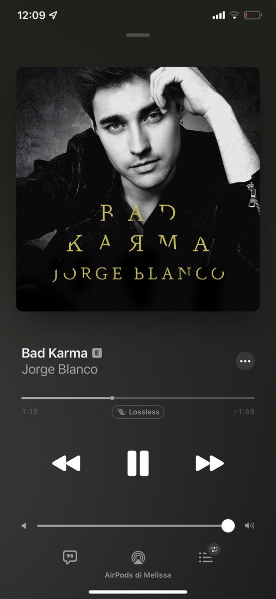 moonymelissa's tweet photo. Espero esa canción desde el 2017 cuando la escuche por la primera vez en concierto…. Amo esa canción con todo mi corazón… gracias🤍 @JorgeBlancoG https://t.co/RenEoTBzXt