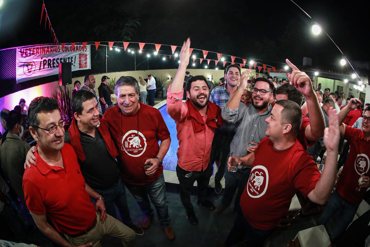 FreddyDecclesis's tweet photo. De Norte a Sur, Este y Oeste, los Vetes se levantan con todo para apoyar a @HVelazquezPy próximo Pdte. de la Rca. del Paraguay 🇵🇾🇵🇾🇵🇾
#ToroVelazquez2023 https://t.co/SOqa0Y2zf7