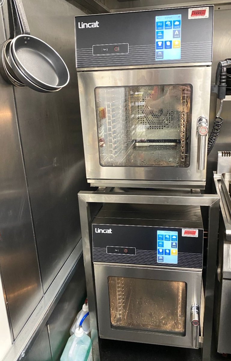 LincatLtd's tweet photo. CombiSlim ovens, at only 51.3cm wide, are a great way to increase output in kitchens with limited space. Stack two like this @Tyrrellservices project, to get double the output from the same footprint! 
#LincatCombiOven #CombiSlim #combi #smallfootprint https://t.co/wVyboj531C