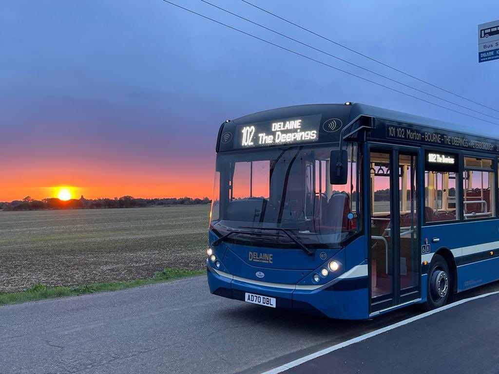 delainebuses's tweet image. An atmospheric pic of 167 in Deeping this morning, thanks John.