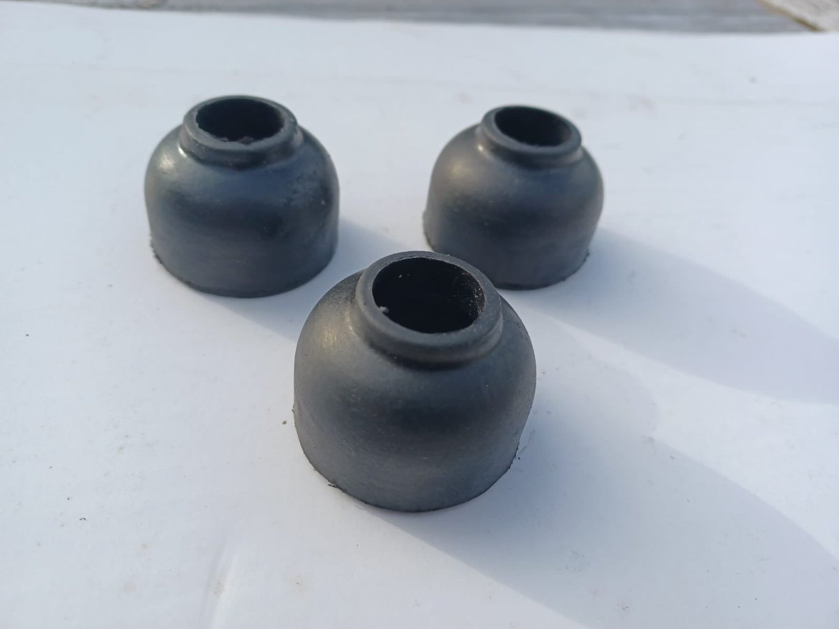 ebalta_Ltd's tweet photo. GM956 variable Shore A casting resin. Transparent system pigmented black. Used for prototype or short series production parts #puresin #flexiblepu #castingresins #ebalta #ebaltaglobal https://t.co/YvwG7ZScum