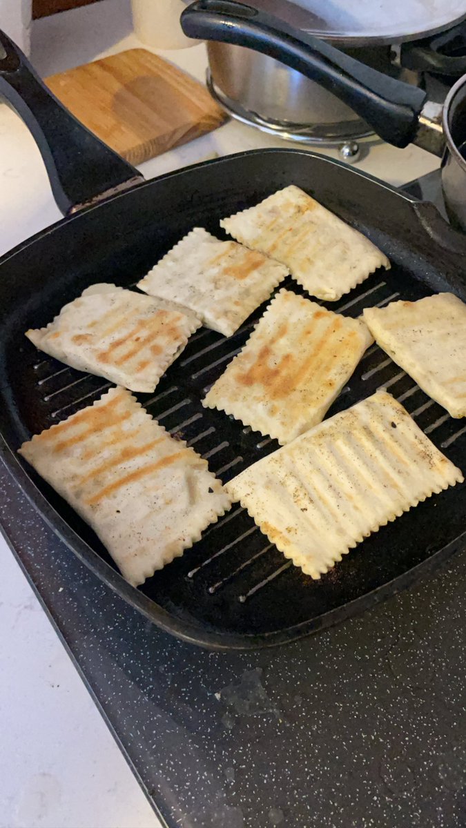 naso26's tweet photo. Mum making bourekkia! https://t.co/yK9b63IFUr