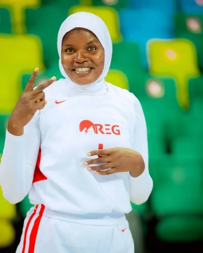 regwomenbbc's tweet photo. 🕋JUMMAH MUBARAK☪️
#Rehema #Shabani has motivation message: 
🔴Mbere ya byose turashima Imana kuba twabyutse amahoro nta mukinnyi numwe urwaye🙏.
Itariki n'iyi n'umunsi nuyu kugirango tugaragaze ibyo abatoza badutoje kandi twiteguye kubikurikiza harimo: https://t.co/rBx1YR8xUl