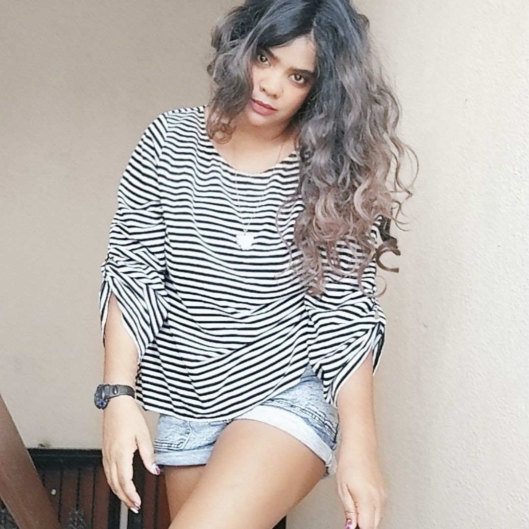 pacstl7's tweet photo. casual day at home #Fashionista https://t.co/QIRmsklcVX https://t.co/4JbfIqJsL9