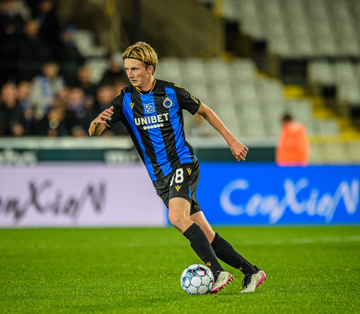 ClubBrugge's tweet photo. First 90 minutes with the big boys! 💪🏼#CluDei https://t.co/4ptrzMtEbP