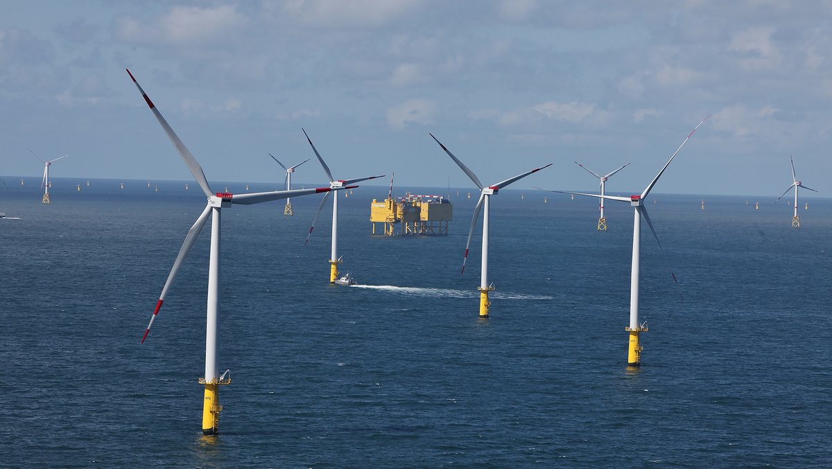 Mit dem #WindstromBooster wollen wir den Ausbau &amp; Anbindung von #Offshore-Windparks beschleunigen &amp; somit die #Klimaziele unterstützen. Neben <a href="/OlafLies/">Minister Olaf Lies</a> &amp; <a href="/JanAlbrecht/">Jan Philipp Albrecht</a> unterstützen viele Industrieunternehmen die Initiative. #SchnellerMehrErneuerbare Zur PM tennet.eu/de/news/news/d…