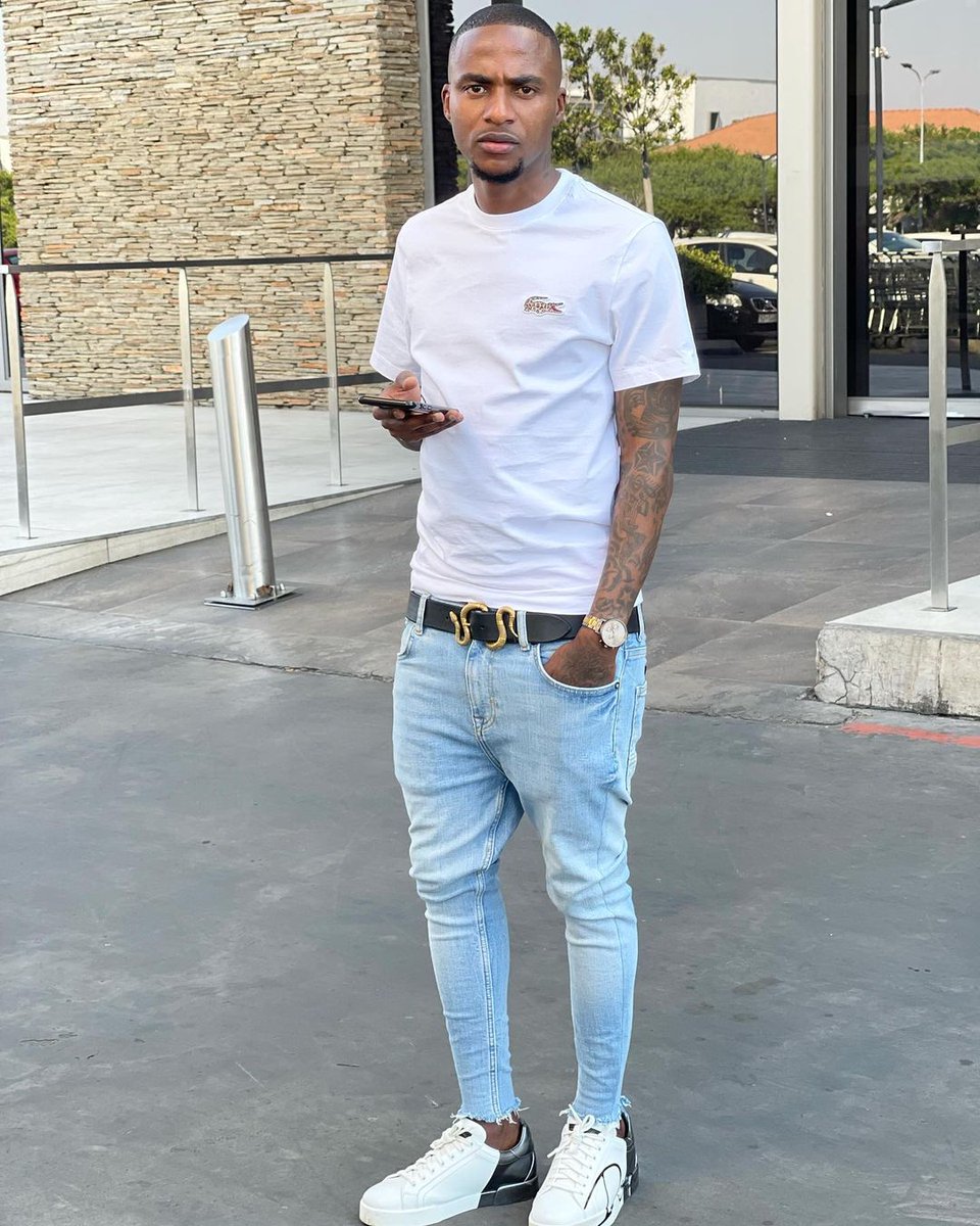 Boitume23724751's tweet photo. Former Footballer Thembinkosi Lorch Is Willing to come out of retirement to help bafana bafana qualify for the world cup. https://t.co/VqPX819sA2