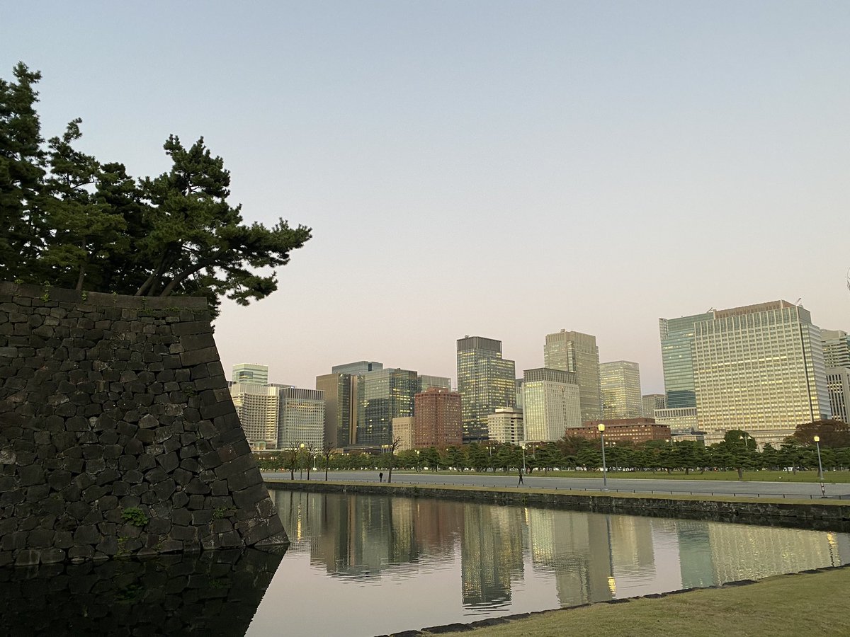 melaniebrockjpn's tweet photo. Dusk. #Tokyo 🇯🇵 https://t.co/9FXTuSlFPH