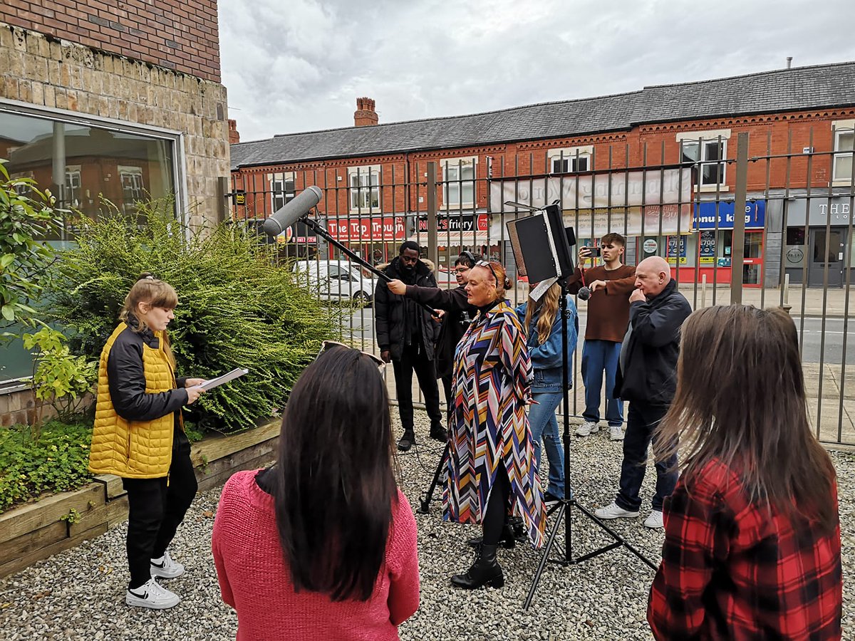 First session in Langworthy for The Salford Knife Crime project as participant's pitch their film ideas to camera.   A lot of talent in Salford.   So good to be back. #knifecrime