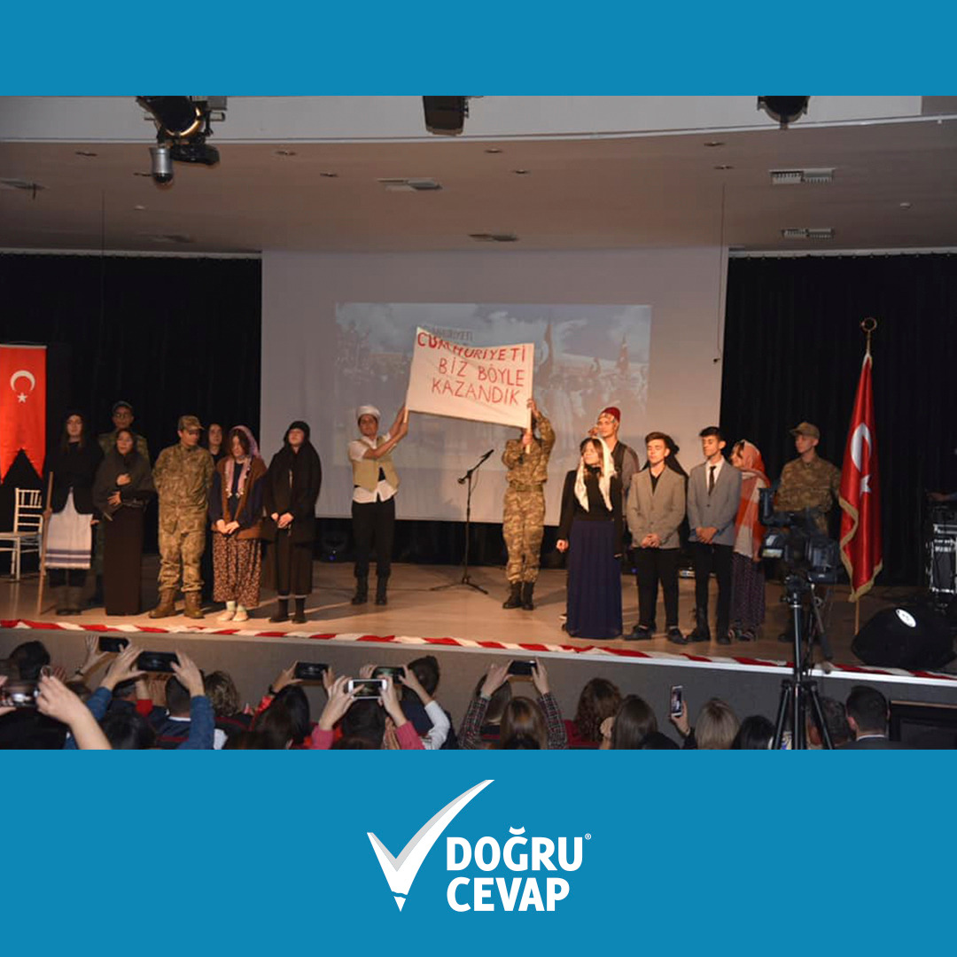 DogruKurs's tweet photo. Edirne Keşan'da bulunan Doğru Cevap Kolejimizde 29 Ekim Cumhuriyet Bayramı kutlamamızı gerçekleştirdik. 
#29ekimcumhiyetbayramı #29EkimCumhuriyetBayramıKutluOlsun 
#DoğruCevap https://t.co/pTvi68EgjH