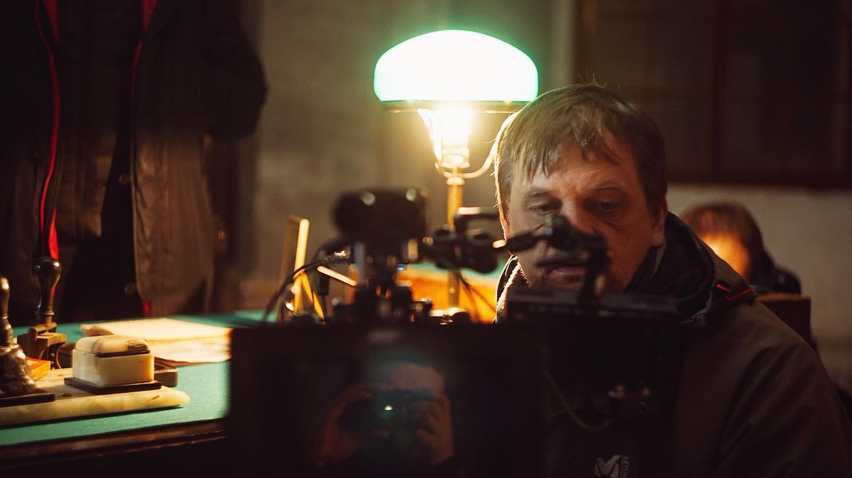Klasika_LR3's tweet photo. Kino raidījumā #PiejūrasKlimats - režisors Dāvis Sīmanis un operators-inscenētājs Andrejs Rudzāts, kuri kopā strādājuši arī pie filmām “Gads pirms kara”,“Viss reizē zied” un “Emīlija: Latvijas preses karaliene”
https://t.co/sbJsJGm70p https://t.co/CWv1qchRav