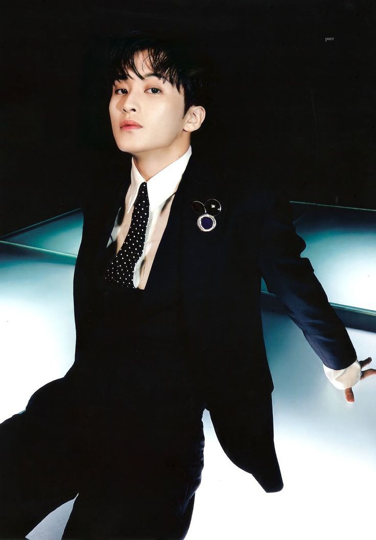 ㅤ
                  MAKOY RAEGAN 
           not new to rp, just restarting
           like  or  rt  to be mutuals. 
ㅤ
ㅤ