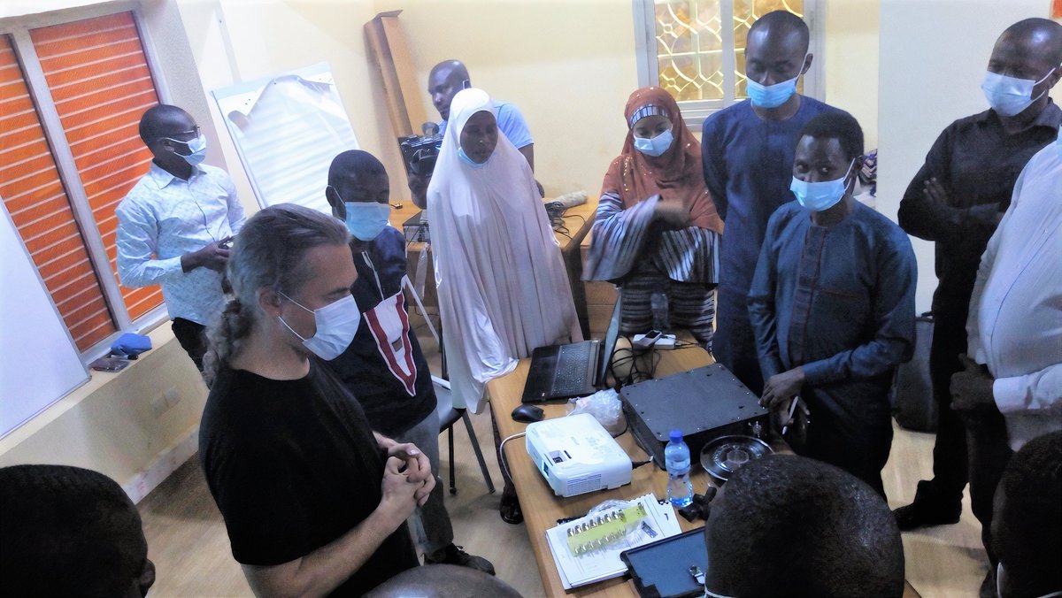 datacup_io's tweet photo. L’équipe se trouvait cette semaine au Niger pour un atelier de formation de trois jours à la fabrication de nos #DataCup et tablettes digitales, en partenariat avec le projet #Duddal. #transmission https://t.co/71vnVFWVKe