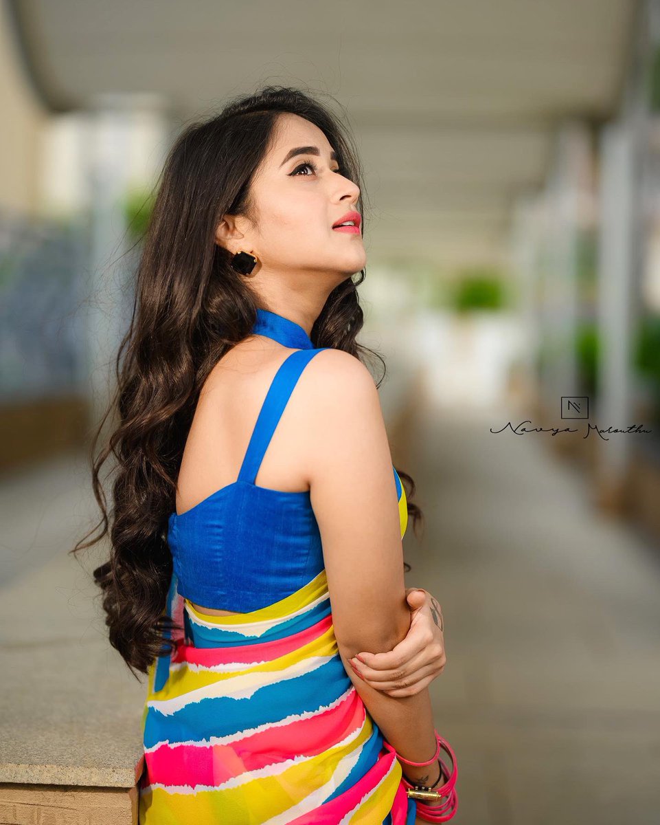 deepthisunainaa's tweet photo. Your patience is your key🤝😇
#DeepthiSunaina https://t.co/E5fY7uPRRk