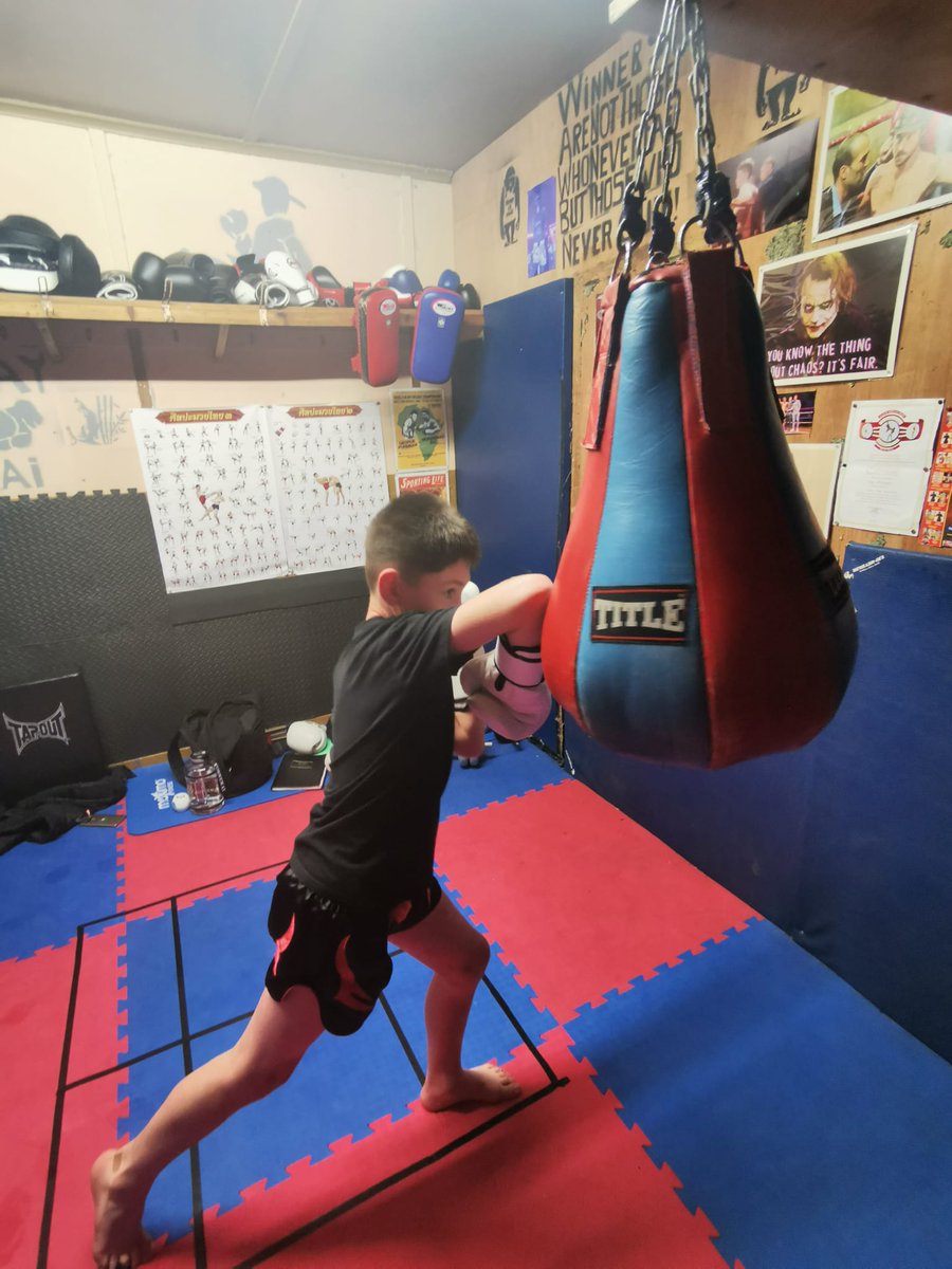 MickDiamond7's tweet photo. Some action shots from the kids Muay Thai classes at From the Streets to the Gym
#ChangingLives
#InTheGymOffTheStreets
#SafePlaceForKids
#MuayThai
#Boxing https://t.co/obku0fO4kR