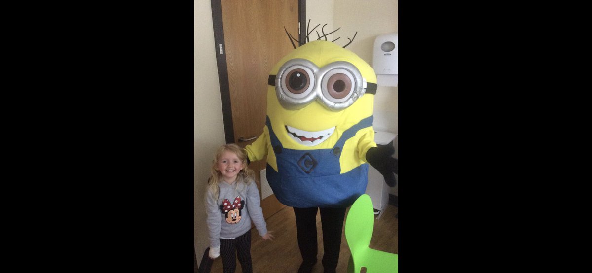 Michelle Lee-Jones (@michelleleejon6) on Twitter photo Half term fun on children’s ward 🎃🧙🏽🧟♀️🧛🏼♂️ even when busy 👀 our team makes time for play and crafts, the ward is looking SPOOK- TACULAR 👻👌🏼 and... we had a special visitor too!! <a href="/MacglashanClare/">Clare macglashan 💙</a> <a href="/wuthnhs/">Wirral NHS Hospitals - Arrowe Park & Clatterbridge</a> <a href="/wirralNCVP/">Wirral Neonatal & Children’s Voices Partnership</a> <a href="/PlayinNHS/">ⓅⓁⒶⓎ ⓈⓅⒺⒸⒾⒶⓁⒾⓈⓉ 🌈💙</a> Half term fun on children’s ward 🎃🧙🏽🧟♀️🧛🏼♂️ even when busy 👀 our team makes time for play and crafts, the ward is looking SPOOK- TACULAR 👻👌🏼 and... we had a special visitor too!! <a href="/MacglashanClare/">Clare macglashan 💙</a> <a href="/wuthnhs/">Wirral NHS Hospitals - Arrowe Park & Clatterbridge</a> <a href="/wirralNCVP/">Wirral Neonatal & Children’s Voices Partnership</a> <a href="/PlayinNHS/">ⓅⓁⒶⓎ ⓈⓅⒺⒸⒾⒶⓁⒾⓈⓉ 🌈💙</a>