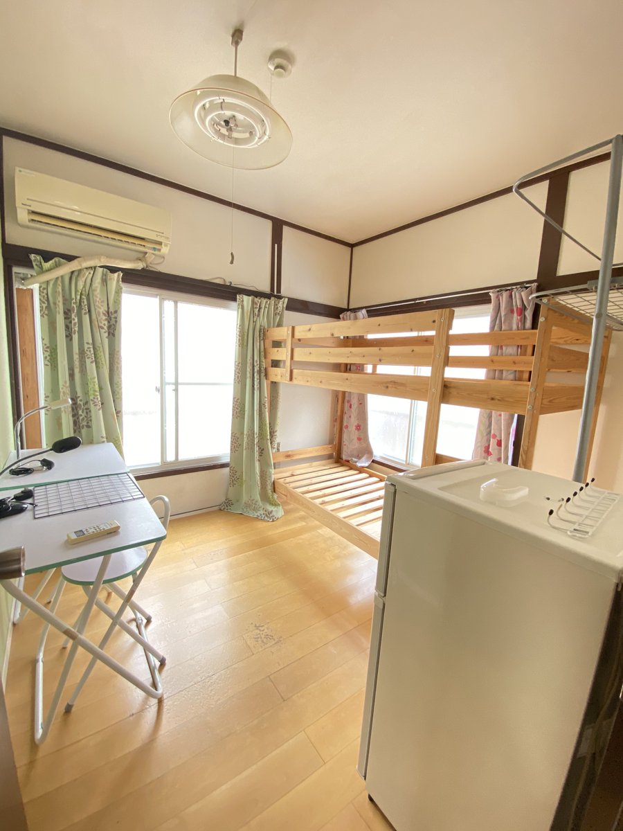 trustestate1's tweet photo. 【コスモポリタンハウス西巣鴨】
★家具家電付き
★全室個室
★契約金0円!初期費用0円!
★都営三田線/西巣鴨駅6分
★都電荒川線/新庚申塚駅徒歩13分
★水道光熱費 wi-fi通信費込
#sharehouse #tokyosharehouse #guesthouse #noInitialfee #noguarantorneeded
#rentfeeallinclusive #immediatemovein https://t.co/hvsAKpgUmF