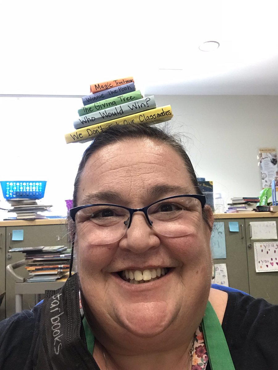 kris10vs's tweet photo. My library theme is #starbooks (perfect combo of both my jobs School Librarian &amp; ⭐️bucks Barista) thought it was fitting 4 my costume to be a “Bookrista”
What’dya think
 @Starbucks 
#halloween2021 #diyhalloweencostume 
#starbucks #barista #librarian #bookrista #lovemyjob #kvs💜 https://t.co/pF6l64bLyr