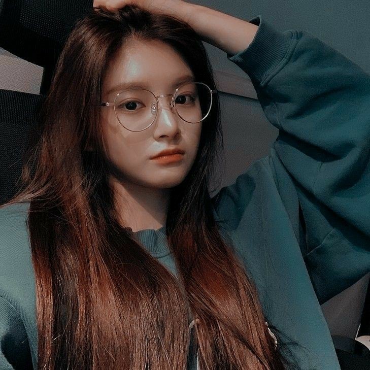 Capek banget padahal dari tadi udah ngambis nggak selesai selesai, mana laper :(