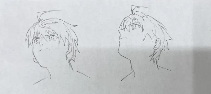 最近休憩時間にこっそり描く顔練習…
ほぼ毎日続けているので続けたい
💪(˙-˙ )💪

もっと色んな角度で推しを描くぞ… 