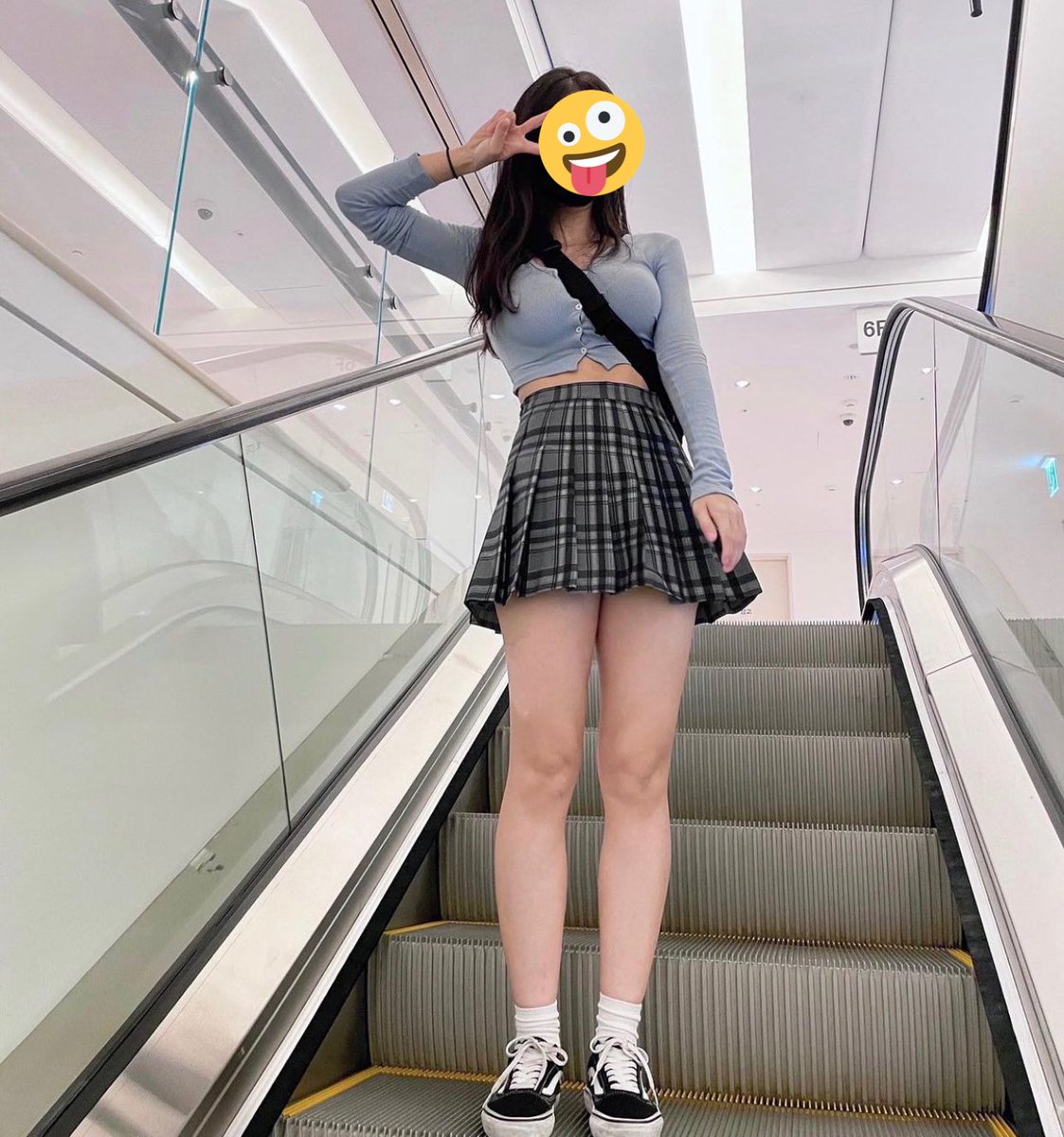 blackredye's tweet photo. 还是会想你 https://t.co/TyGTgCdq4l