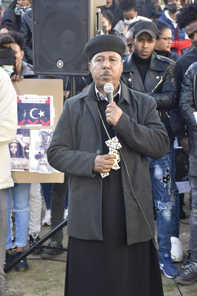 AbrahamTesfai10's tweet photo. #Reflibya Yesterday was impressive mobilization!!! in Brussels condemn the violence of refugees and they demand immediate evacuation ዓቢ ሰላማዊ ሰልፊ ኤርትራውን ኣብ ርእሰ ከተማን ቤት ጽሕፈት ሕብረት ኤውሮጳን ዝኾነት ከተማ ቡርክሰል. https://t.co/sXkdjKSegT