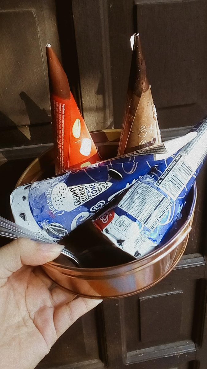 glorioziadaisy's tweet photo. How my Friday went by in pictures. ♡ #lifetwt #lifetwtsmallwins https://t.co/vMIKHPM1LU