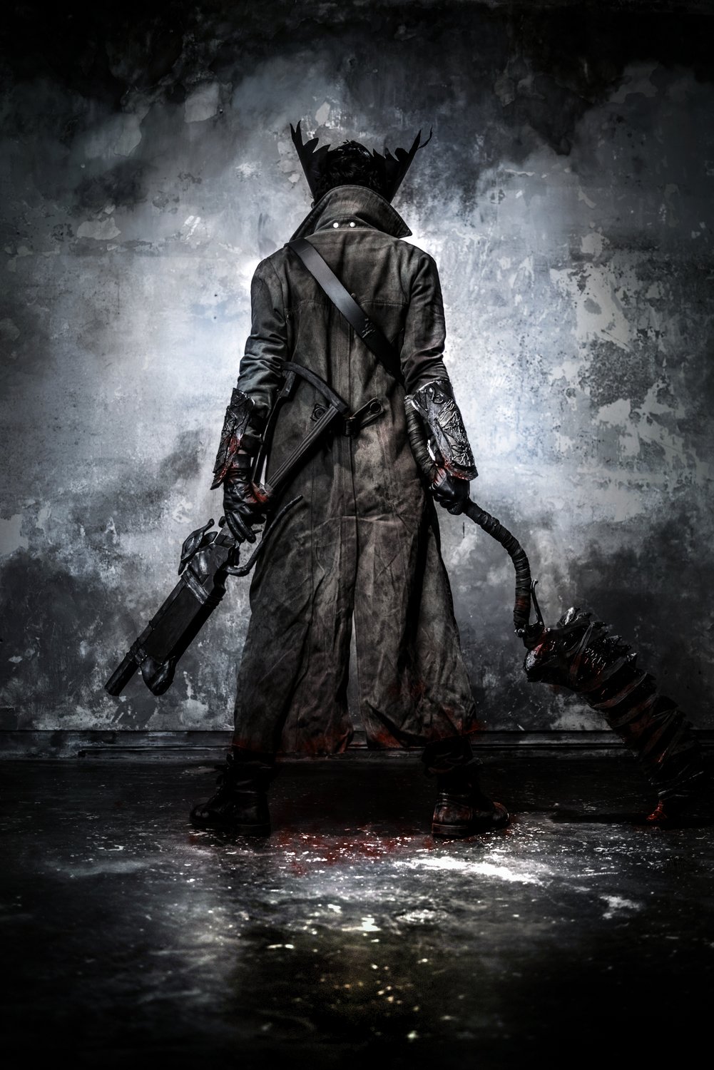 Twitter 上的 アリーヤmaxガムテ 公認 フルトイ仮装パリナイ ハロウィンにふさわしいかと言われますと微妙な所ですが主にフロム製ゲームのコスプレばっかりやってます たまーにfateなど 装備は自作しておりますぅ ダークソウルやブラッドボーンをプレイして迷子に