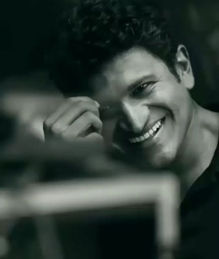 arya__01's tweet photo. Appu Sir😭😭💔
We really miss you
#PuneethRajkumar #ripPuneethrajkumar 
@PuneethRajkumar https://t.co/HtSCWI37xR