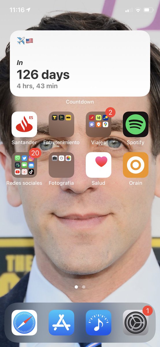poliapolis's tweet photo. Ahora que @bjnovak es de Public Domain, me lo pongo de fondo de pantalla #ryanstartedthefire https://t.co/pkmTNkBmIr