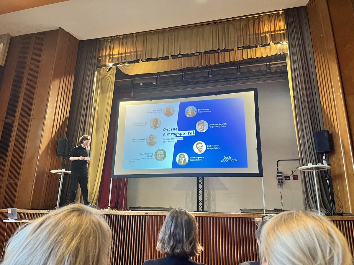 robposch's tweet photo. Die Zeit verging schnell! Umso beeindruckender sind all die tollen Projektergebnisse von @Tech4Germany. Leider kein Perpetuum Mobile dabei @HBraun. #t4g21 https://t.co/iCScaKVQLQ