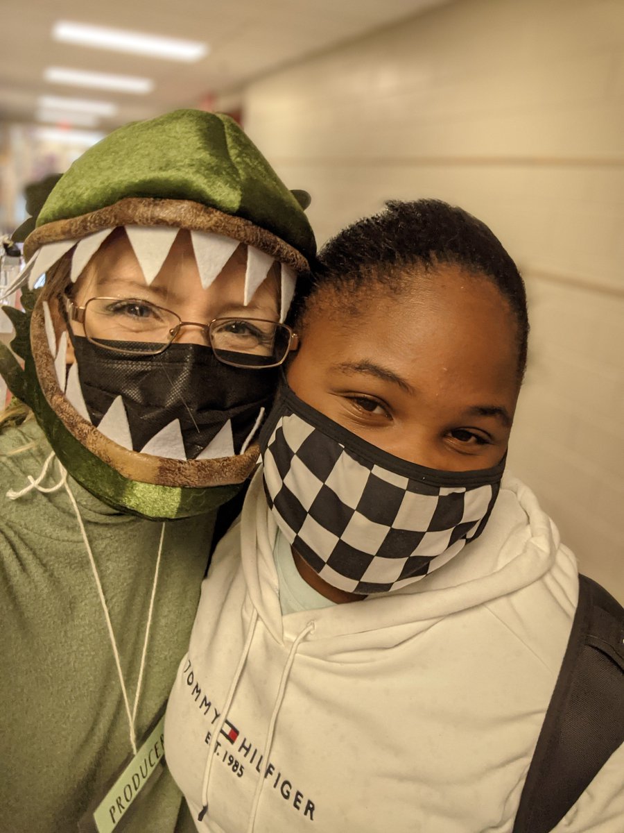 MrsDonelson's tweet photo. Happy Halloween! 
@hhehornets https://t.co/rkb4Gm5zUT
