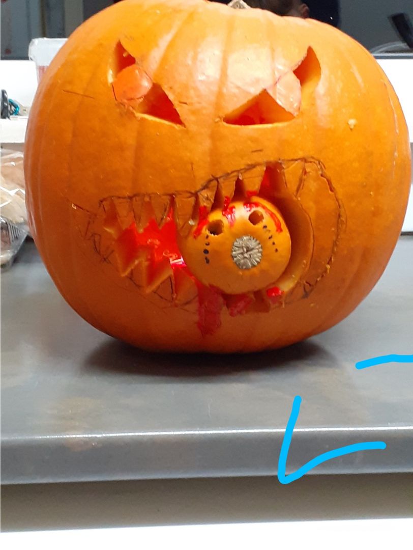 AuchenlodmentPS's tweet photo. Thanks to our families for sharing your Pumpkin Carving photos. You are all very talented! Enjoy Halloween 🎃 #HTChallenge #familyengagement #fun https://t.co/L3JPuCJfVP