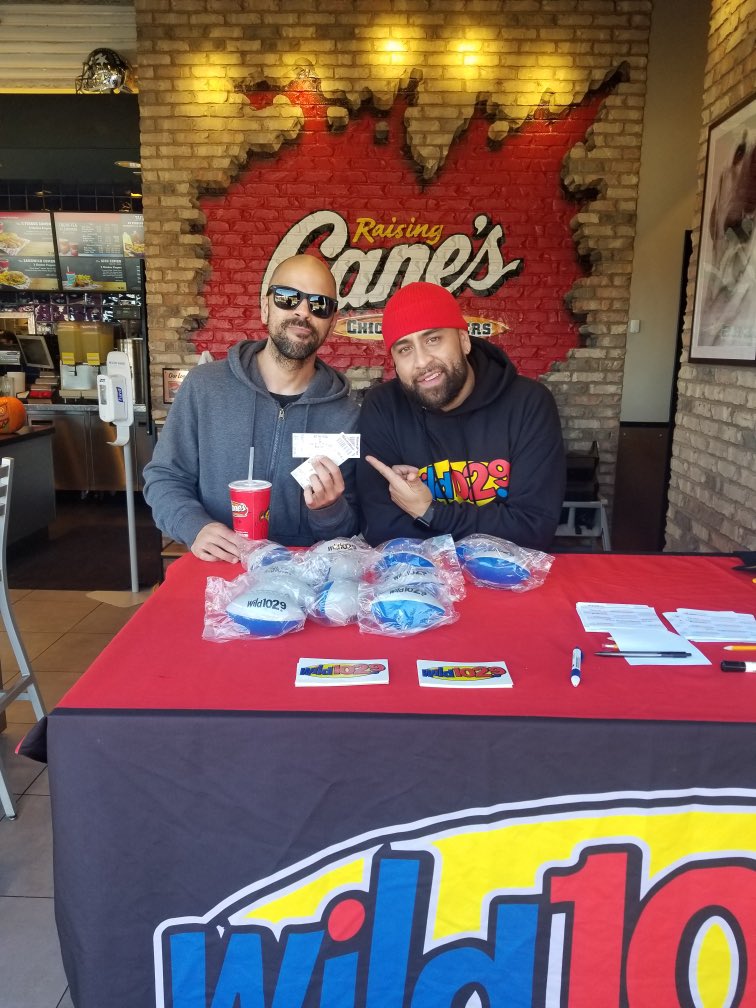 MOFORADIO's tweet photo. Tbanks to everybody that came out to support us at @wild1029 + @raisingcanes #Reno #UniversityLocation UNR vs UNLV🏈 https://t.co/vMeNw6QIBs