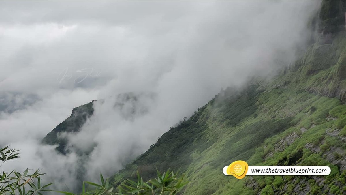 ttbfrommumbai's tweet photo. 🚩Ajoba Hills, Shahapur

#TheTravelBlueprint #TTB #TTBFromMumbai #maharashtratourism #maharashtratrekker #trekkingindia #AjobaFort #Ajoba #Dhena #TrekkingAroundThane #Trekking #UnlimitedMaharashtra #CoolAroundMumbai https://t.co/ul1g4NGlgU
