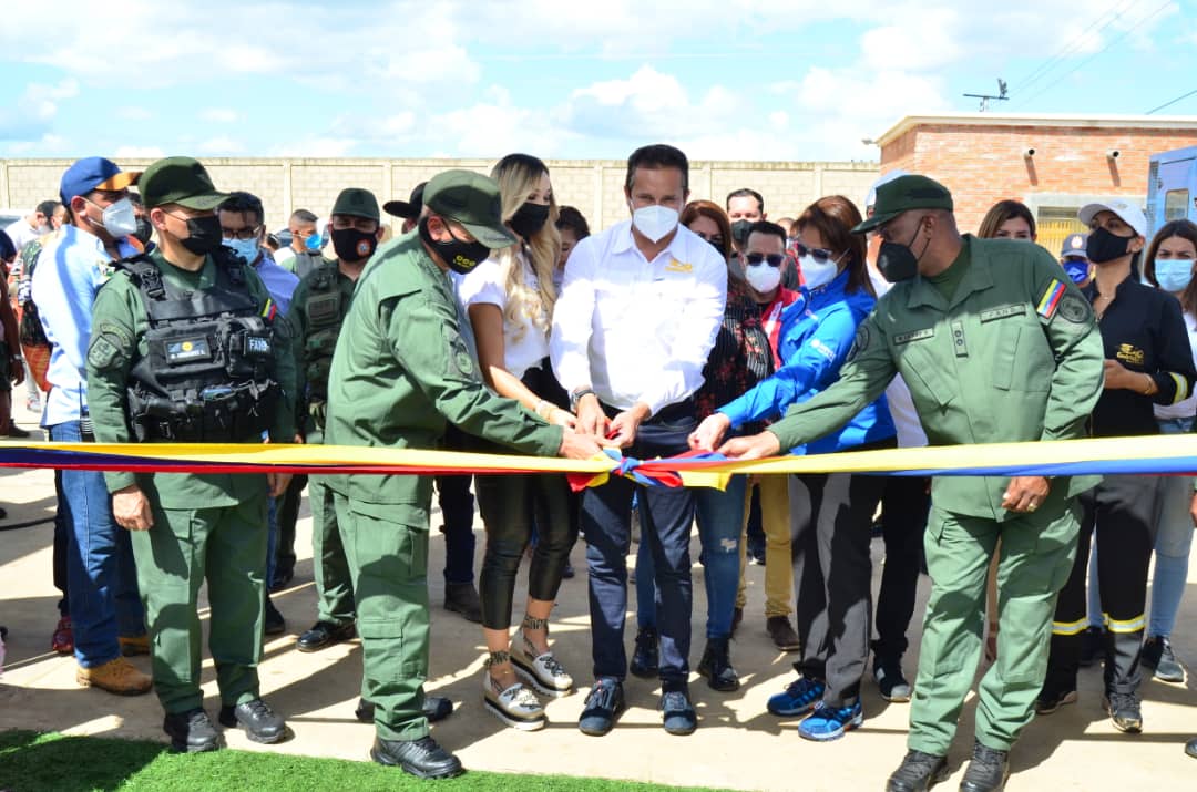 Gob_Guarico's tweet photo. #Infórmate📣  Inaugurada III edición de la Expo Guárico 2021 en Valle de la Pascua

Más información ⬇️
👁‍🗨 https://t.co/gmLXgK1vP6

#Guárico
#EnTuRostroLaHistoria
#ExpoGuárico https://t.co/Pe0mSZtgYM