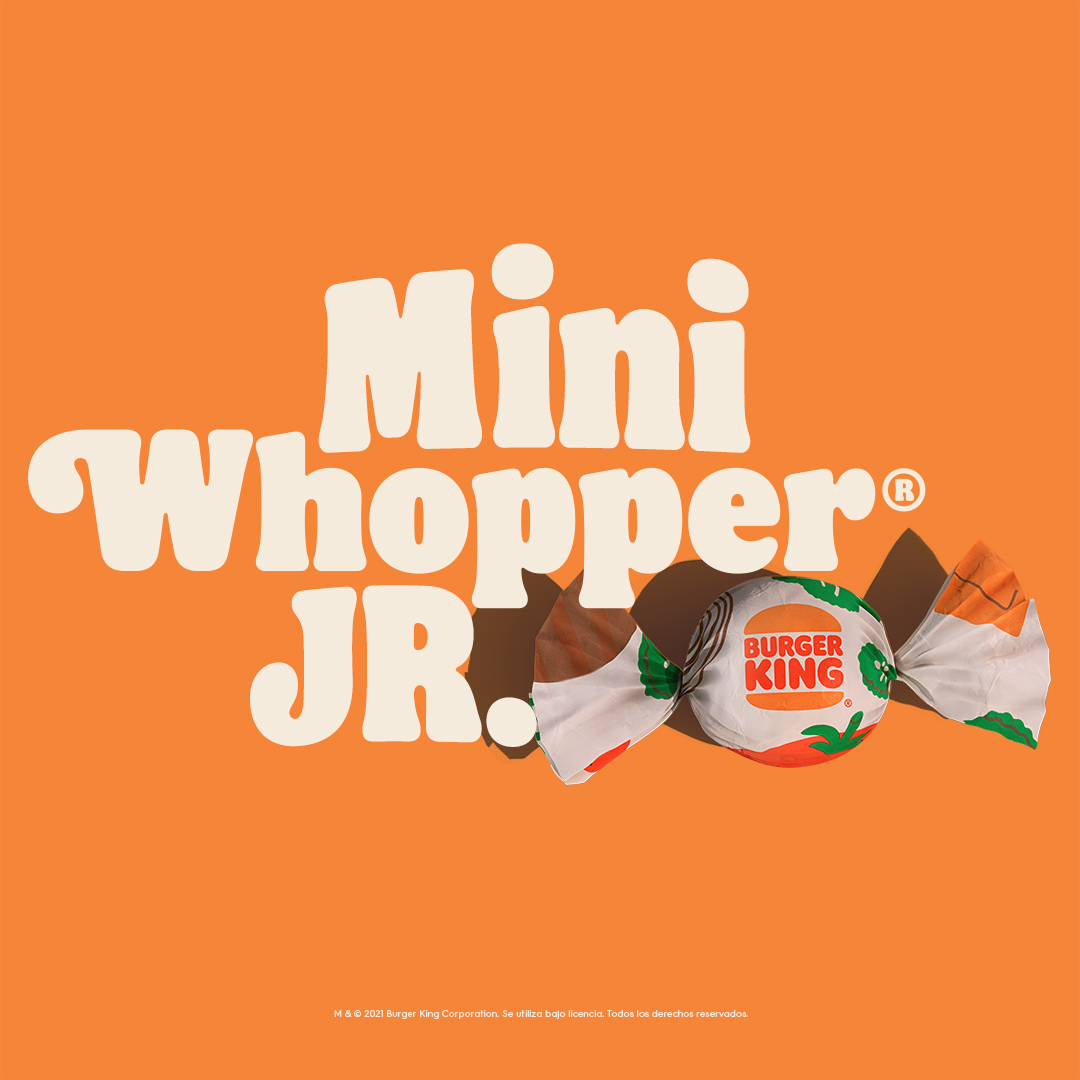 Ogilvy's tweet photo. Burger King Puerto Rico flips the "trick or treat" tradition with the launch of candy-shaped Mini Whopper Jrs.

The #Halloween inspired campaign from de la cruz  | Ogilvy is only available for a limited time, so download the Burger King app &amp; score them while you can. https://t.co/aWUKnOQ5vF