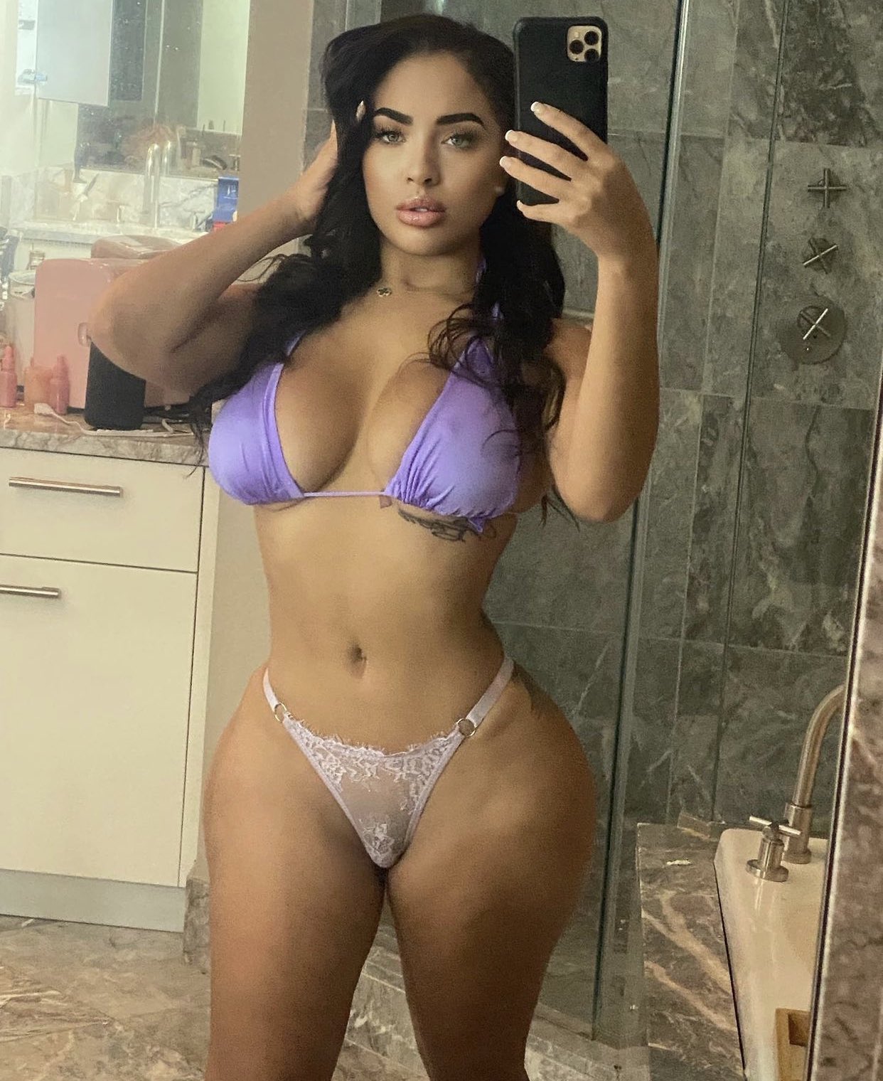 2 pic. Good morning 💗 https://t.co/RCpjgcnJIZ