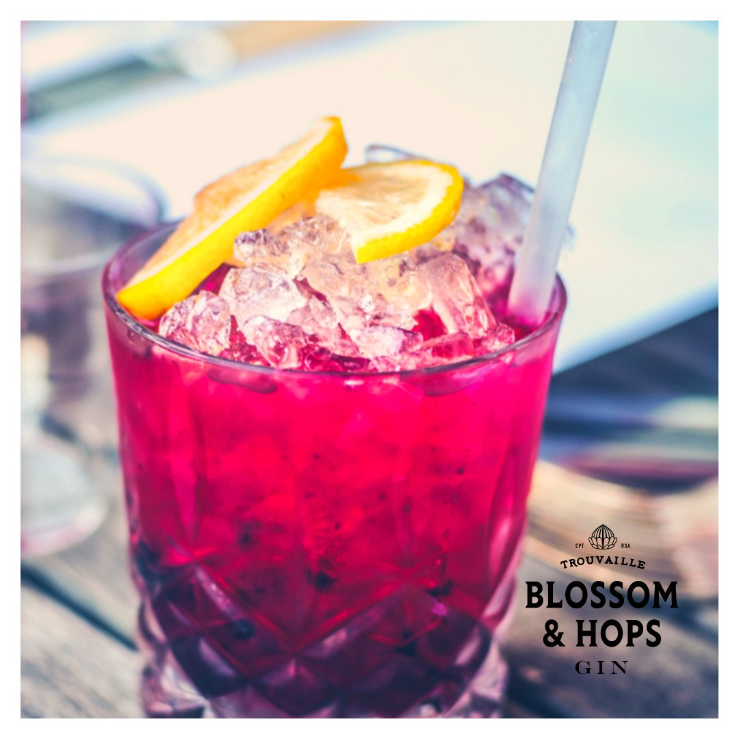 LoveTrouvaille's tweet photo. Halloween weekend ahead. Blood red, sludgy green, what's it going to be? 👻

----------------------
#Halloween #HappyHalloween #Boo #FridayFeels #ALuckyFind #Cocktails #Gin #GinAndTonic #Weekend #CraftGin #HopsGin #BlossomGin https://t.co/yHKUbHZBFQ